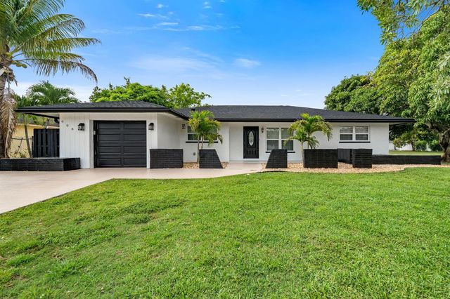 908 Hibiscus Drive, Royal Palm Beach, FL 33411