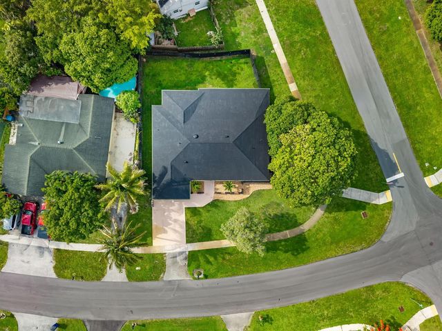908 Hibiscus Drive, Royal Palm Beach, FL 33411