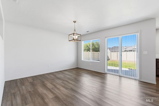 1802 E Kentucky Ave, Nampa, ID 83686