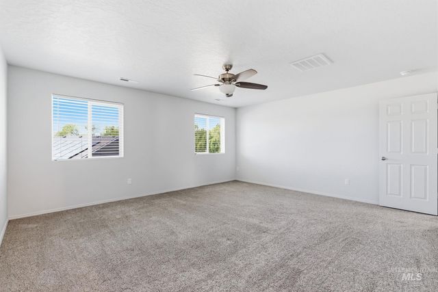 1802 E Kentucky Ave, Nampa, ID 83686