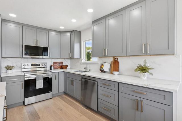 846 San Ramon Avenue, Moss Beach, CA 94038