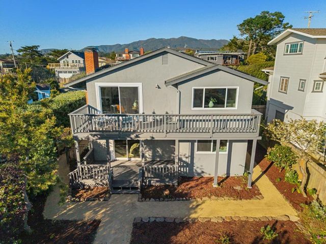 846 San Ramon Avenue, Moss Beach, CA 94038