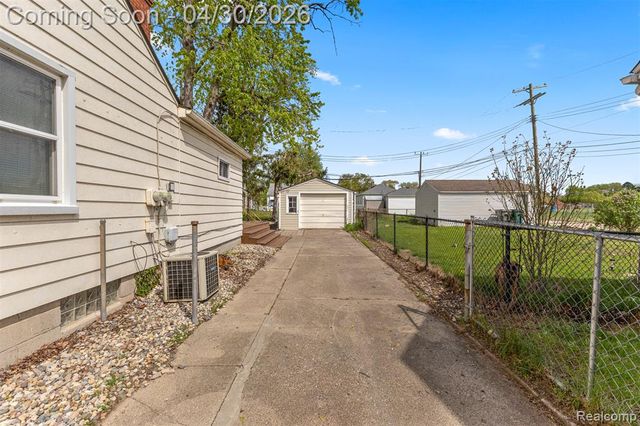 3061 Geneva Street, Dearborn, MI 48124