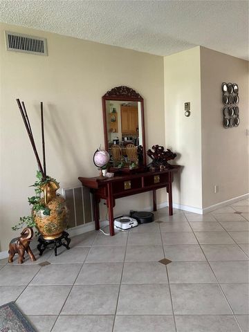 2731 NE 14th Street Causeway 307, Pompano Beach, FL 33062