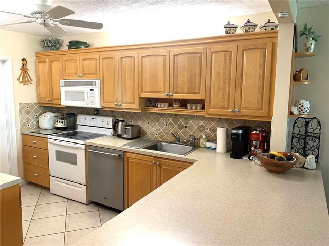 2731 NE 14th Street Causeway 307, Pompano Beach, FL 33062