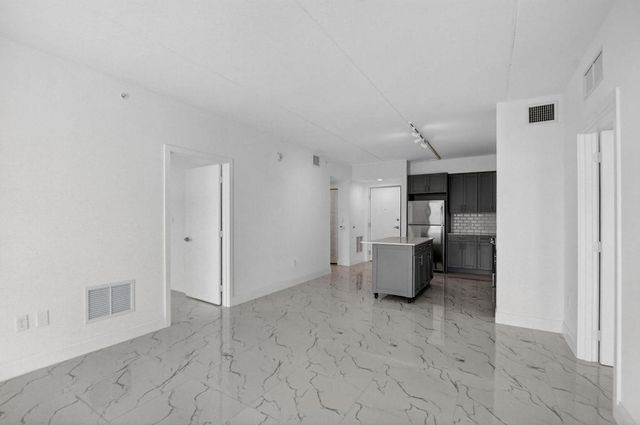 250 W Hidden Valley Boulevard 103, Boca Raton, FL 33487