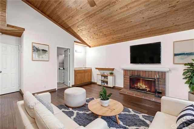 881 S Lamarr Street, Rialto, CA 92376