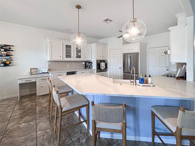 626 Sunset Trail, Angleton, TX 77515