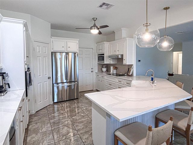 626 Sunset Trail, Angleton, TX 77515