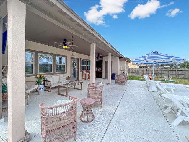 626 Sunset Trail, Angleton, TX 77515