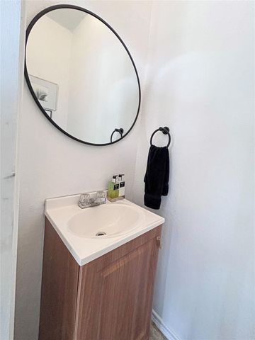 626 Sunset Trail, Angleton, TX 77515