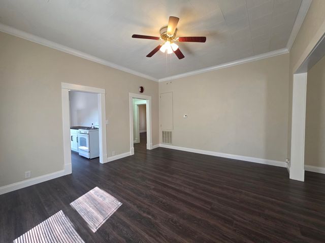 15 C Street NW, Miami, OK 74354