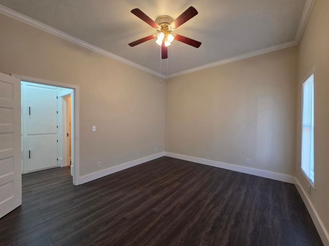 15 C Street NW, Miami, OK 74354