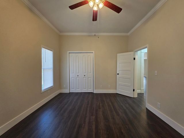 15 C Street NW, Miami, OK 74354