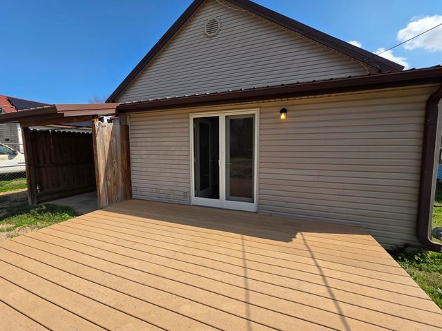 15 C Street NW, Miami, OK 74354