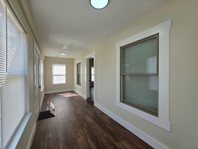 15 C Street NW, Miami, OK 74354