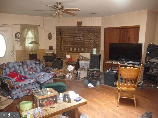 8618 SANDY PLAINS RD, Baltimore, MD 21222