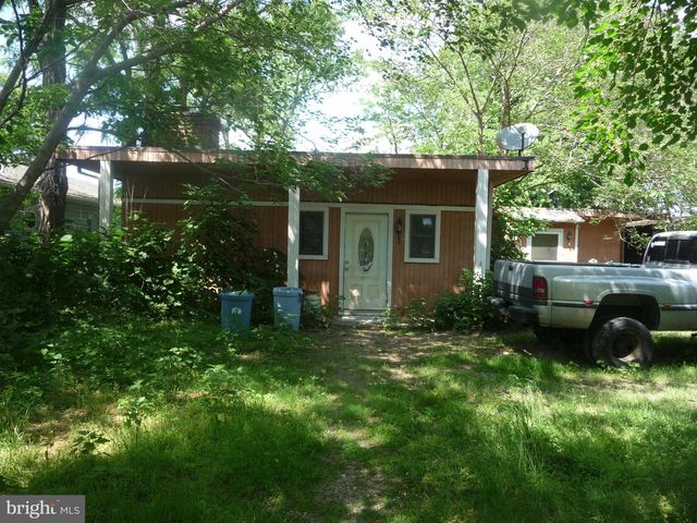 8618 SANDY PLAINS RD, Baltimore, MD 21222