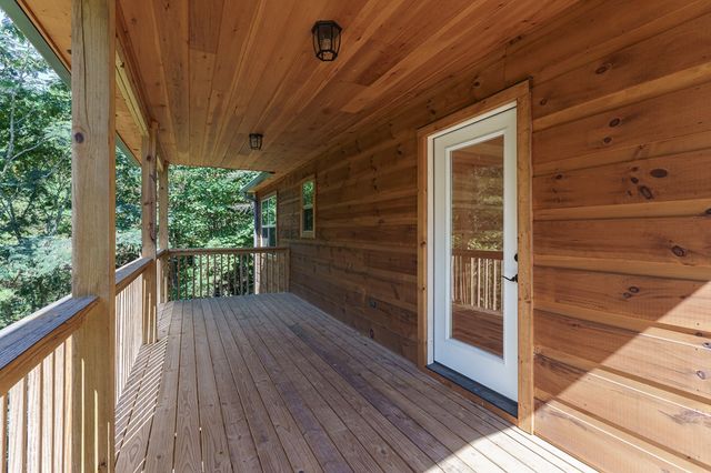 180 Hawthorne Drive, Murphy, NC 28906
