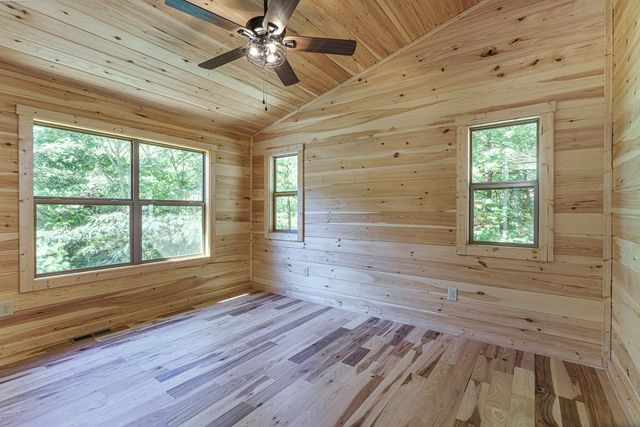 180 Hawthorne Drive, Murphy, NC 28906