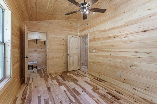 180 Hawthorne Drive, Murphy, NC 28906