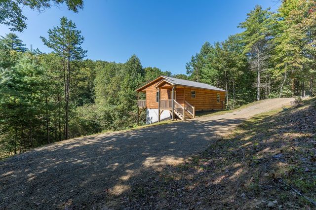 180 Hawthorne Drive, Murphy, NC 28906