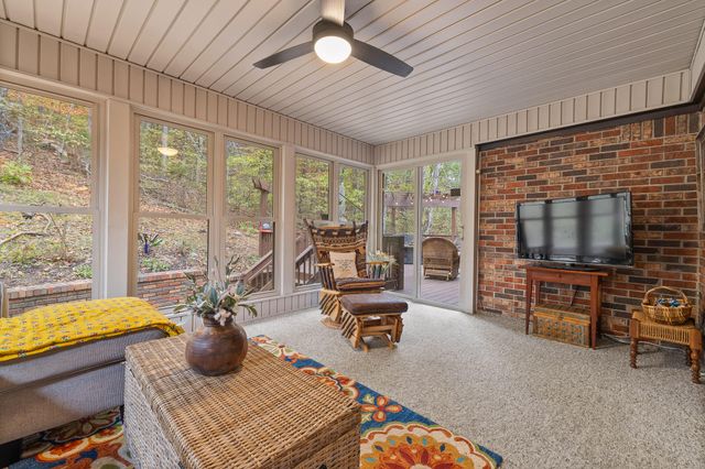 9425 Standifer Gap Road, Ooltewah, TN 37363