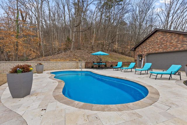 9425 Standifer Gap Road, Ooltewah, TN 37363