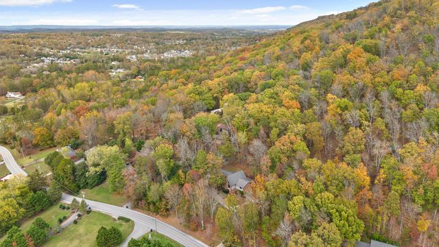 9425 Standifer Gap Road, Ooltewah, TN 37363