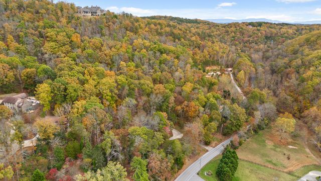 9425 Standifer Gap Road, Ooltewah, TN 37363