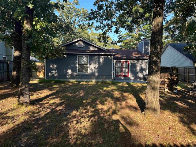 23 Oak Ridge Drive, Maumelle, AR 72113