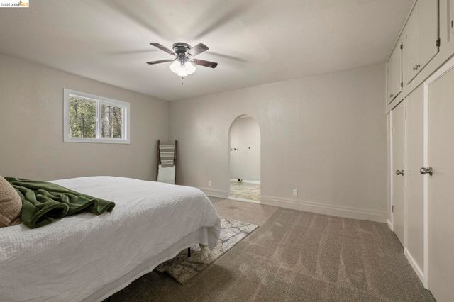 9721 Manzanita Way, Coulterville, CA 95311