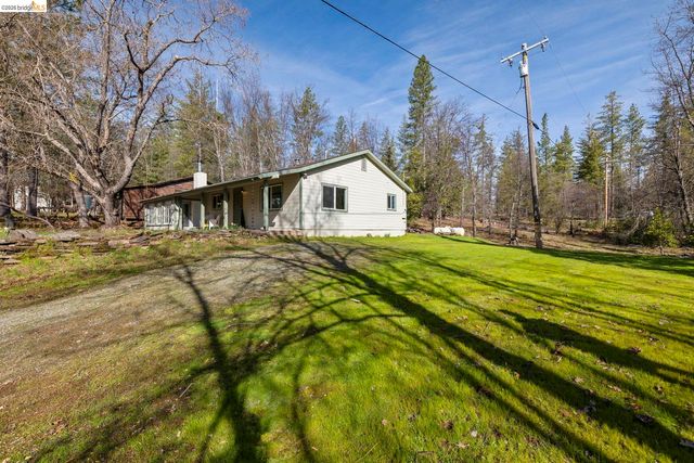 9721 Manzanita Way, Coulterville, CA 95311