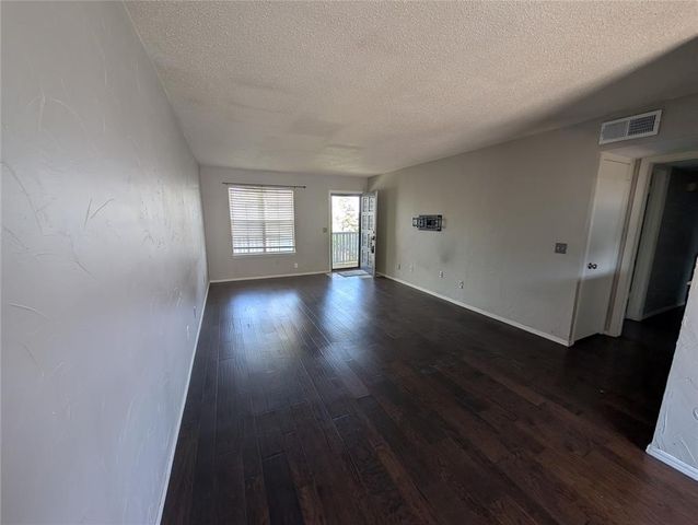 11327 N may Avenue C, Oklahoma City, OK 73120