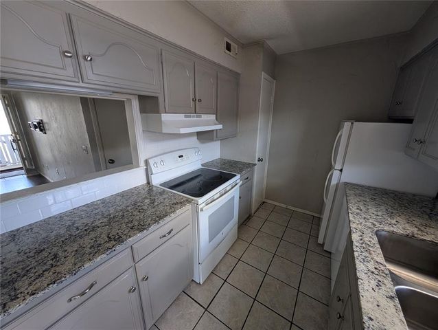 11327 N may Avenue C, Oklahoma City, OK 73120