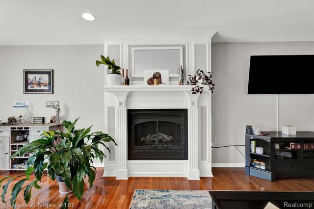 3813 Rochester Road, Royal Oak, MI 48073