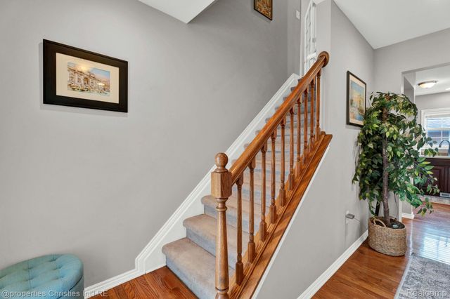 3813 Rochester Road, Royal Oak, MI 48073