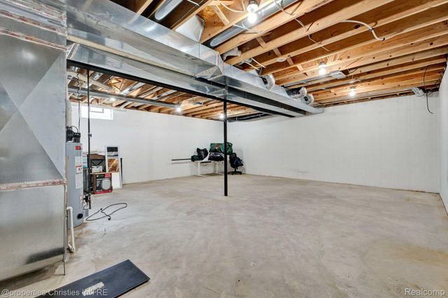 3813 Rochester Road, Royal Oak, MI 48073