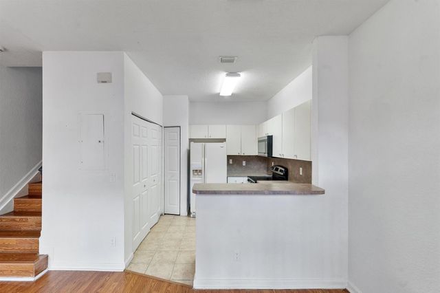 1407 S SANTA CATALINA Circle, North Lauderdale, FL 33068