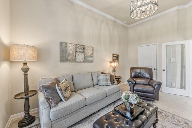 94 La Costa Drive, Montgomery, TX 77356
