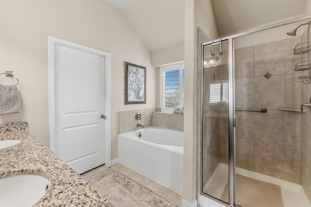 94 La Costa Drive, Montgomery, TX 77356