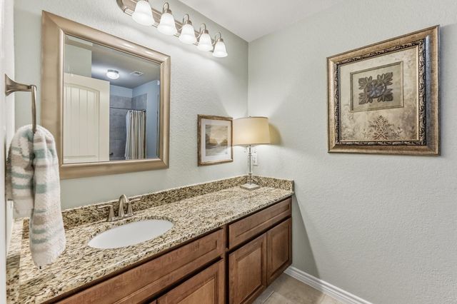 94 La Costa Drive, Montgomery, TX 77356