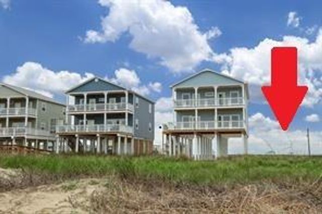3010 Blue Water Hwy, Surfside Beach, TX 77541