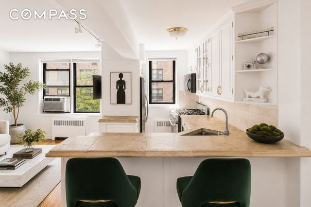 60 E 9th St Apt 428, New York City, NY 10003