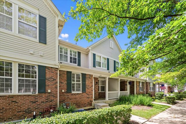 642 W Moreland Avenue, Addison, IL 60101