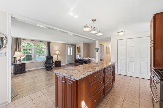 25 Moulton Road, Hampton, NH 03842