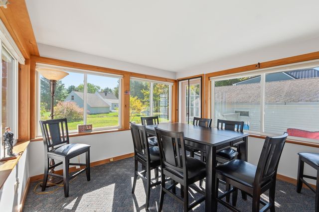 25 Moulton Road, Hampton, NH 03842