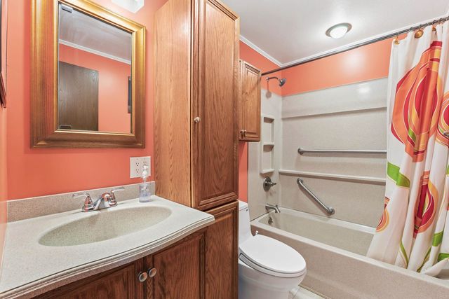 25 Moulton Road, Hampton, NH 03842