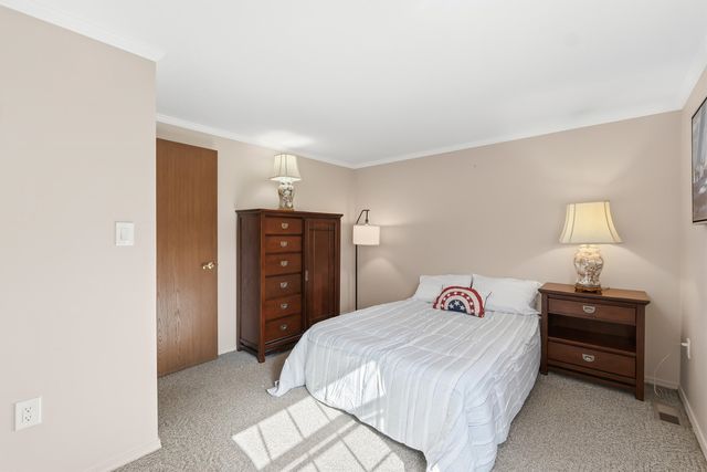 25 Moulton Road, Hampton, NH 03842
