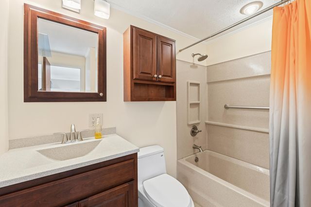 25 Moulton Road, Hampton, NH 03842